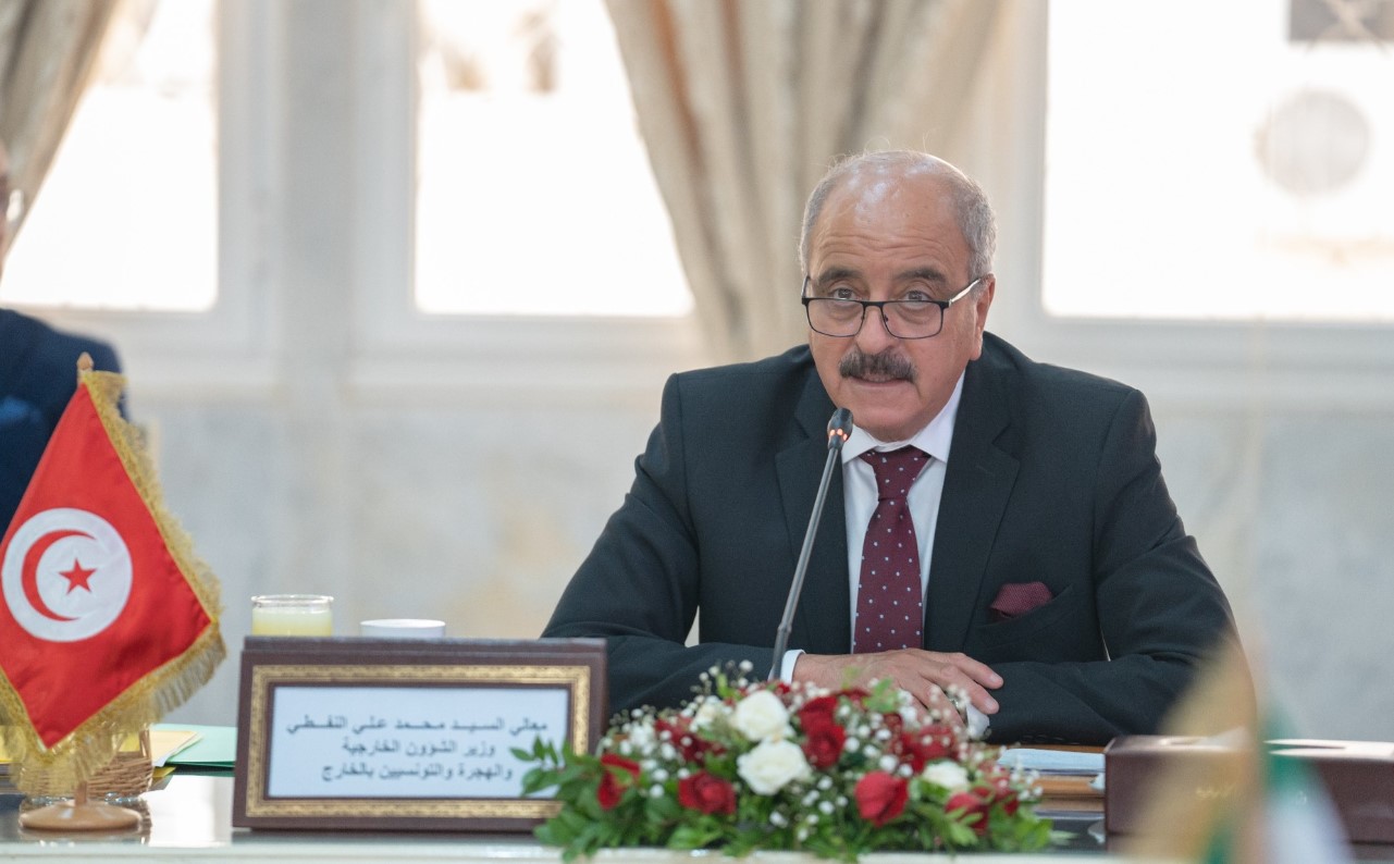 وزير الخارجية التونسي يشارك في مؤتمر الجزائر حول جرائم الاستعمار في إفريقيا