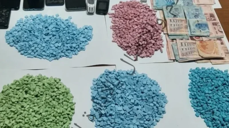 قفصة: حجز أكثر من 4 آلاف قرص مخدر وإيقاف خمسة أشخاص