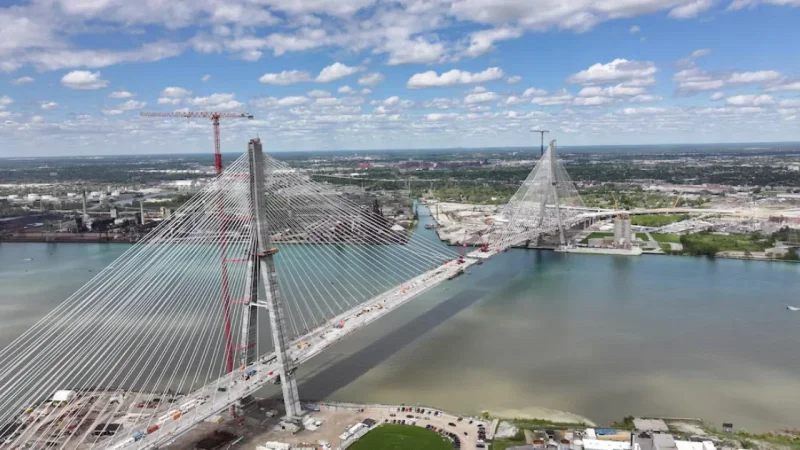 ترامب يهدّد بوقف افتتاح جسر غوردي هاو الدولي مع كندا مطالبًا بنصف ملكيته