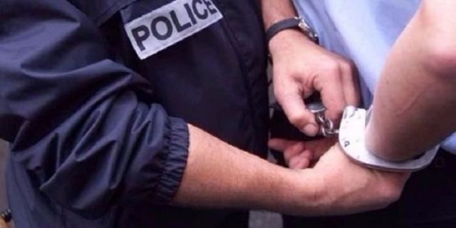 السجن 15 يوماً لصاحب فرقة استعراضية ومساعده بمنزل بوزلفة
